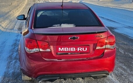 Chevrolet Cruze II, 2010 год, 765 000 рублей, 7 фотография