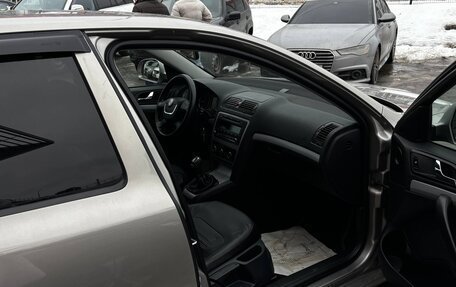 Skoda Octavia, 2012 год, 989 000 рублей, 12 фотография