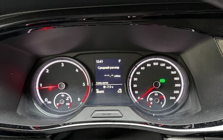 Volkswagen Caravelle T6 рестайлинг, 2020 год, 5 800 000 рублей, 4 фотография