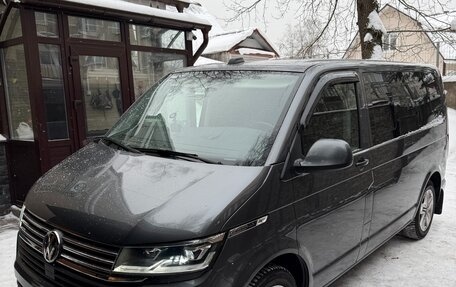 Volkswagen Caravelle T6 рестайлинг, 2020 год, 5 800 000 рублей, 5 фотография