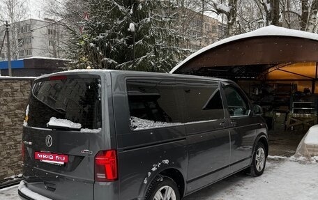 Volkswagen Caravelle T6 рестайлинг, 2020 год, 5 800 000 рублей, 7 фотография