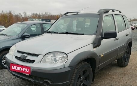 Chevrolet Niva I рестайлинг, 2016 год, 735 000 рублей, 14 фотография