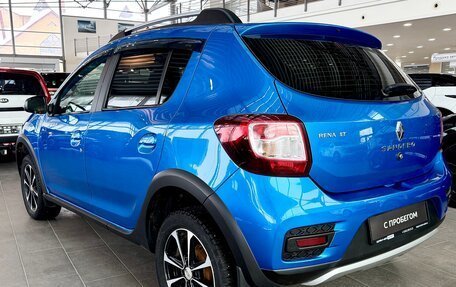 Renault Sandero II рестайлинг, 2016 год, 960 000 рублей, 5 фотография