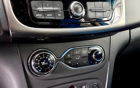 Renault Sandero II рестайлинг, 2016 год, 960 000 рублей, 20 фотография