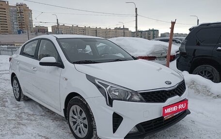 KIA Rio IV, 2021 год, 1 450 000 рублей, 2 фотография
