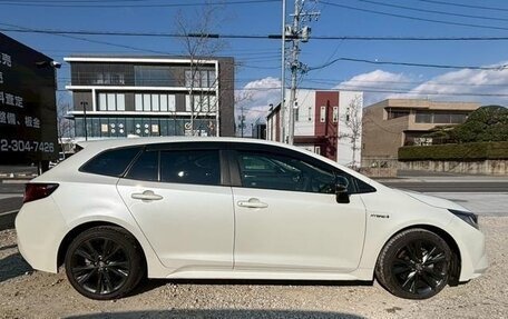 Toyota Corolla, 2021 год, 1 750 000 рублей, 4 фотография