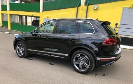 Volkswagen Touareg III, 2017 год, 3 950 000 рублей, 8 фотография