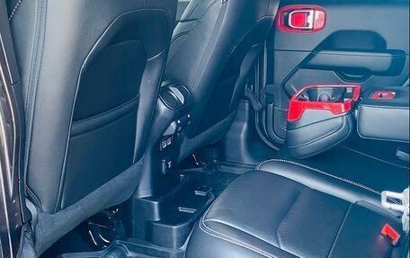 Jeep Wrangler, 2019 год, 4 430 000 рублей, 14 фотография