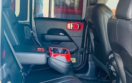 Jeep Wrangler, 2019 год, 4 430 000 рублей, 15 фотография