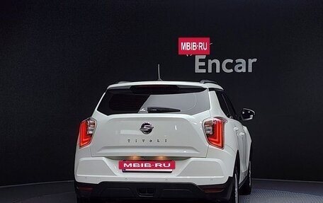 SsangYong Tivoli, 2022 год, 1 400 000 рублей, 4 фотография