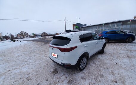 KIA Sportage IV рестайлинг, 2018 год, 2 000 000 рублей, 3 фотография