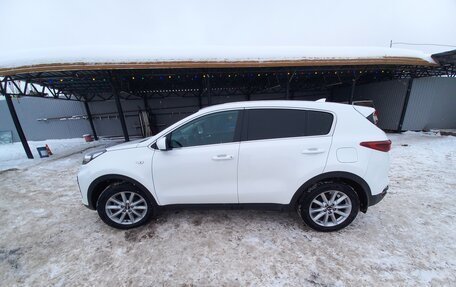 KIA Sportage IV рестайлинг, 2018 год, 2 000 000 рублей, 6 фотография