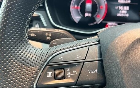 Audi A4, 2021 год, 2 340 000 рублей, 15 фотография