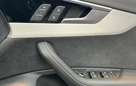 Audi A4, 2021 год, 2 340 000 рублей, 18 фотография