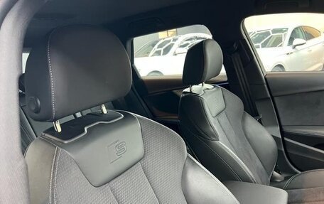 Audi A4, 2021 год, 2 340 000 рублей, 21 фотография