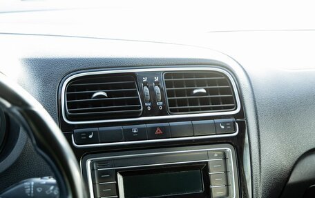 Volkswagen Polo VI (EU Market), 2018 год, 1 050 000 рублей, 18 фотография