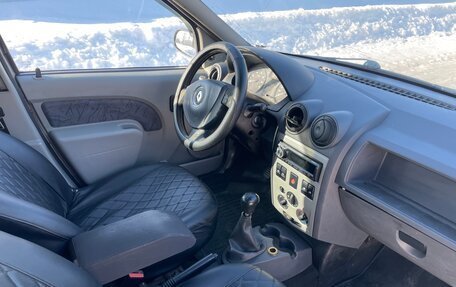 Renault Logan I, 2006 год, 132 000 рублей, 10 фотография
