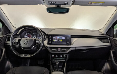 Skoda Rapid II, 2021 год, 1 855 000 рублей, 13 фотография