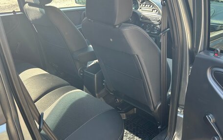 Chevrolet Niva I рестайлинг, 2018 год, 850 000 рублей, 8 фотография