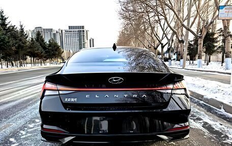 Hyundai Elantra, 2022 год, 1 580 000 рублей, 8 фотография