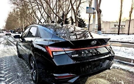 Hyundai Elantra, 2022 год, 1 580 000 рублей, 7 фотография