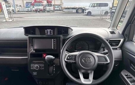 Toyota Roomy I, 2020 год, 850 000 рублей, 10 фотография