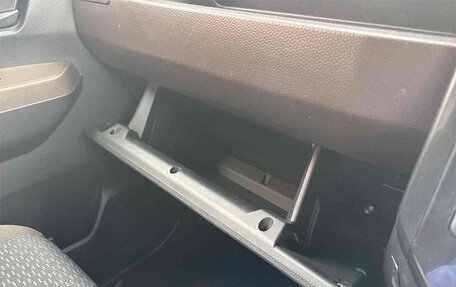 Toyota Roomy I, 2020 год, 850 000 рублей, 30 фотография