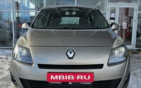Renault Scenic III, 2010 год, 649 000 рублей, 3 фотография