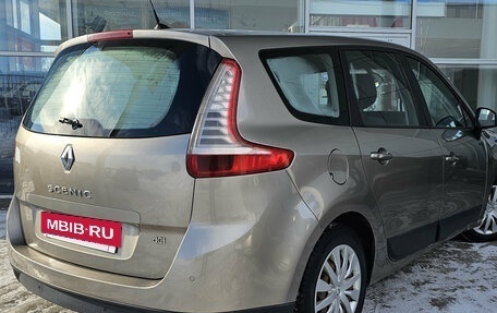 Renault Scenic III, 2010 год, 649 000 рублей, 2 фотография