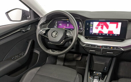 Skoda Octavia IV, 2021 год, 2 375 000 рублей, 26 фотография