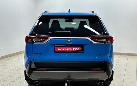 Toyota RAV4, 2019 год, 3 395 000 рублей, 5 фотография