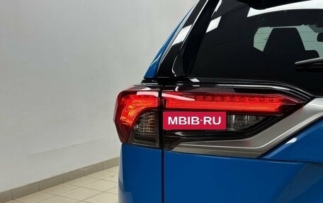 Toyota RAV4, 2019 год, 3 395 000 рублей, 10 фотография