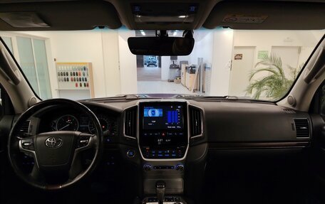 Toyota Land Cruiser 200, 2016 год, 5 590 000 рублей, 8 фотография