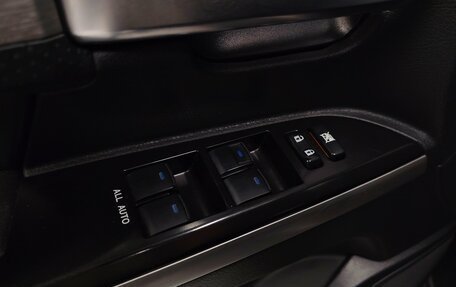 Toyota Land Cruiser 200, 2016 год, 5 590 000 рублей, 9 фотография