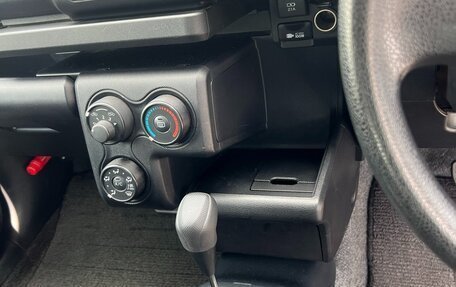 Toyota Succeed I рестайлинг, 2020 год, 1 490 000 рублей, 10 фотография