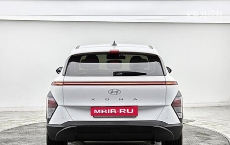 Hyundai Kona, 2023 год, 1 890 000 рублей, 4 фотография