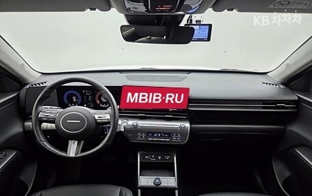 Hyundai Kona, 2023 год, 1 890 000 рублей, 7 фотография