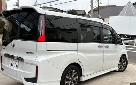 Honda Stepwgn IV, 2017 год, 1 443 000 рублей, 6 фотография