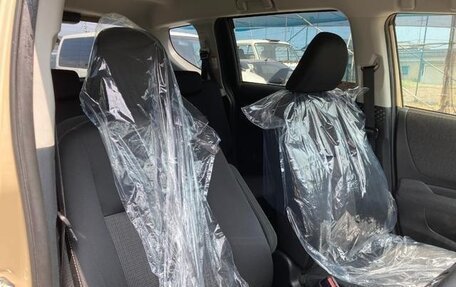 Toyota Sienta II, 2018 год, 1 187 000 рублей, 17 фотография