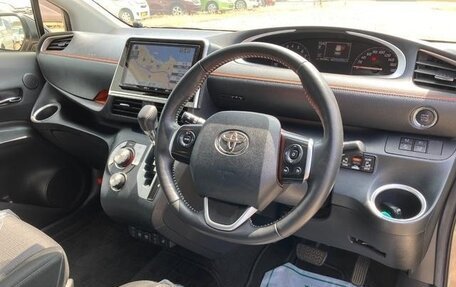 Toyota Sienta II, 2018 год, 1 187 000 рублей, 16 фотография