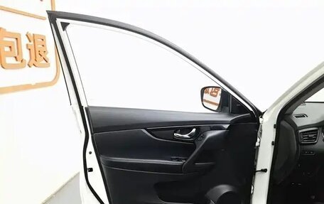 Nissan X-Trail, 2023 год, 2 300 000 рублей, 8 фотография