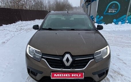 Renault Logan II, 2018 год, 670 000 рублей, 1 фотография