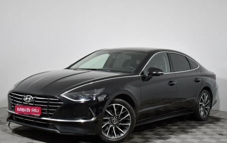 Hyundai Sonata VIII, 2021 год, 2 500 000 рублей, 1 фотография