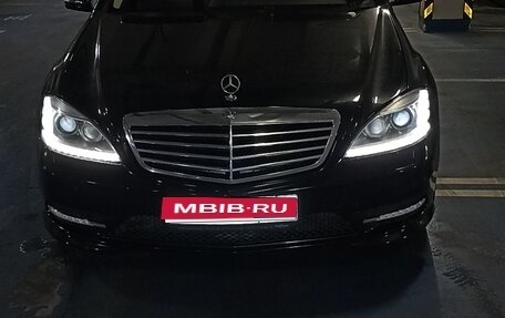 Mercedes-Benz S-Класс, 2010 год, 3 000 000 рублей, 1 фотография