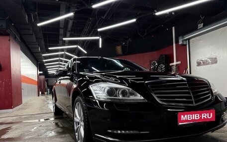 Mercedes-Benz S-Класс, 2010 год, 2 050 000 рублей, 1 фотография