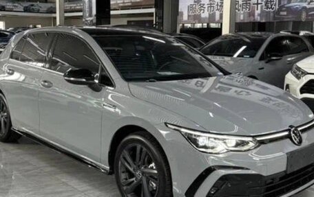 Volkswagen Golf VIII, 2022 год, 2 040 000 рублей, 1 фотография