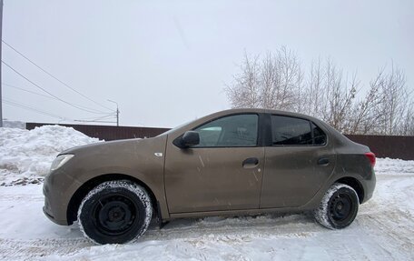 Renault Logan II, 2018 год, 670 000 рублей, 5 фотография