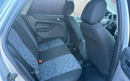 Ford Focus II рестайлинг, 2005 год, 440 000 рублей, 15 фотография