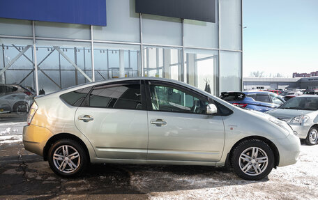 Toyota Prius, 2008 год, 768 000 рублей, 7 фотография