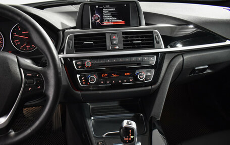 BMW 3 серия, 2016 год, 2 680 000 рублей, 15 фотография